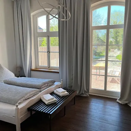 Ferienhaus Ebbe Comfortable Esens